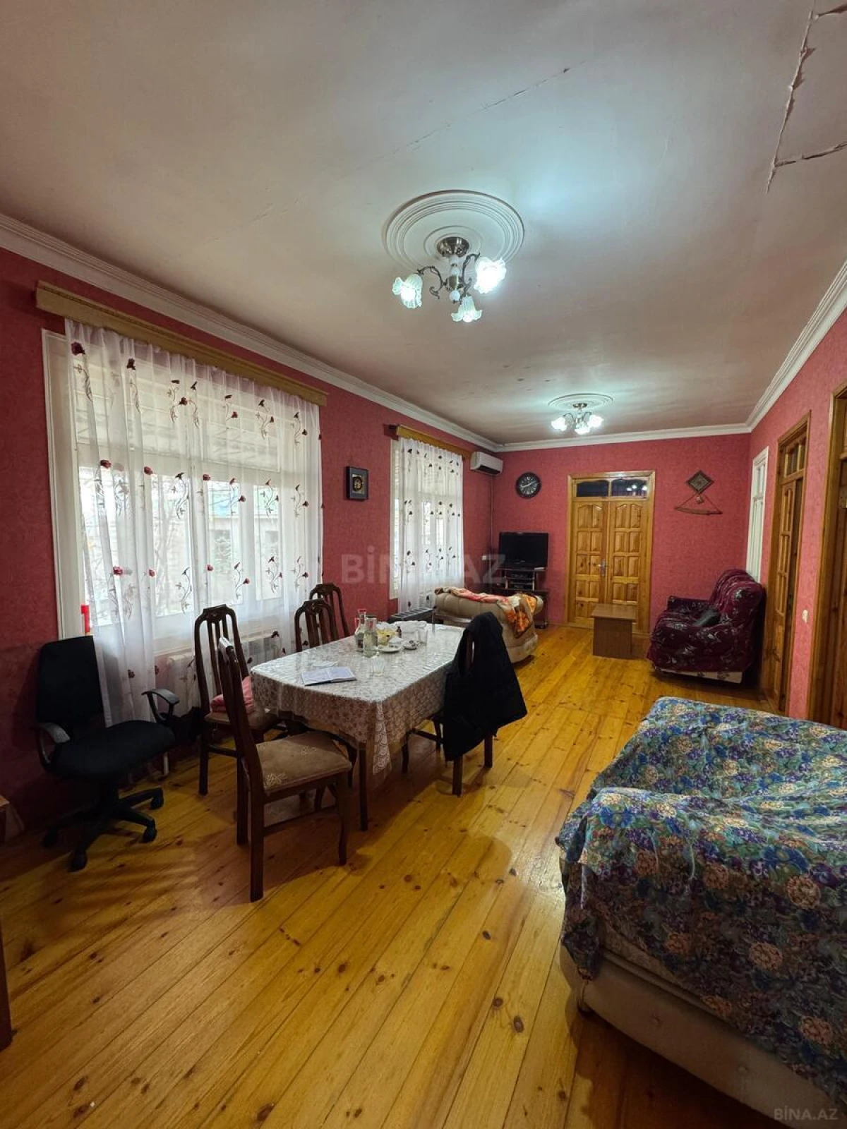 Satılır 4 otaqlı həyət evi 164 m²