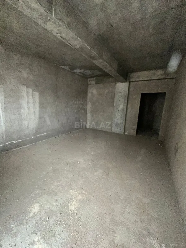 Satılır 2 otaqlı mənzil 107 m²