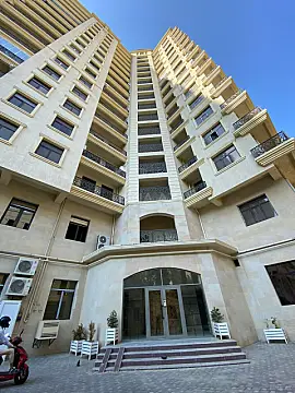 Satılır 2 otaqlı mənzil 93 m²