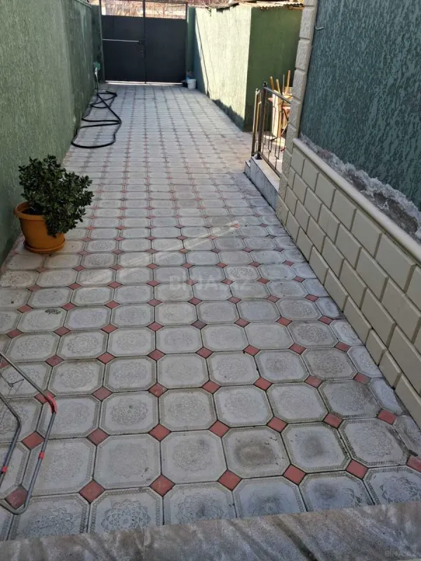 Satılır 3 otaqlı həyət evi 120 m²