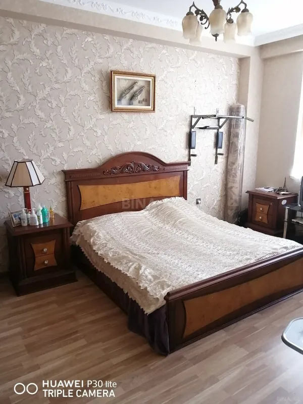 Satılır 2 otaqlı mənzil 66 m²