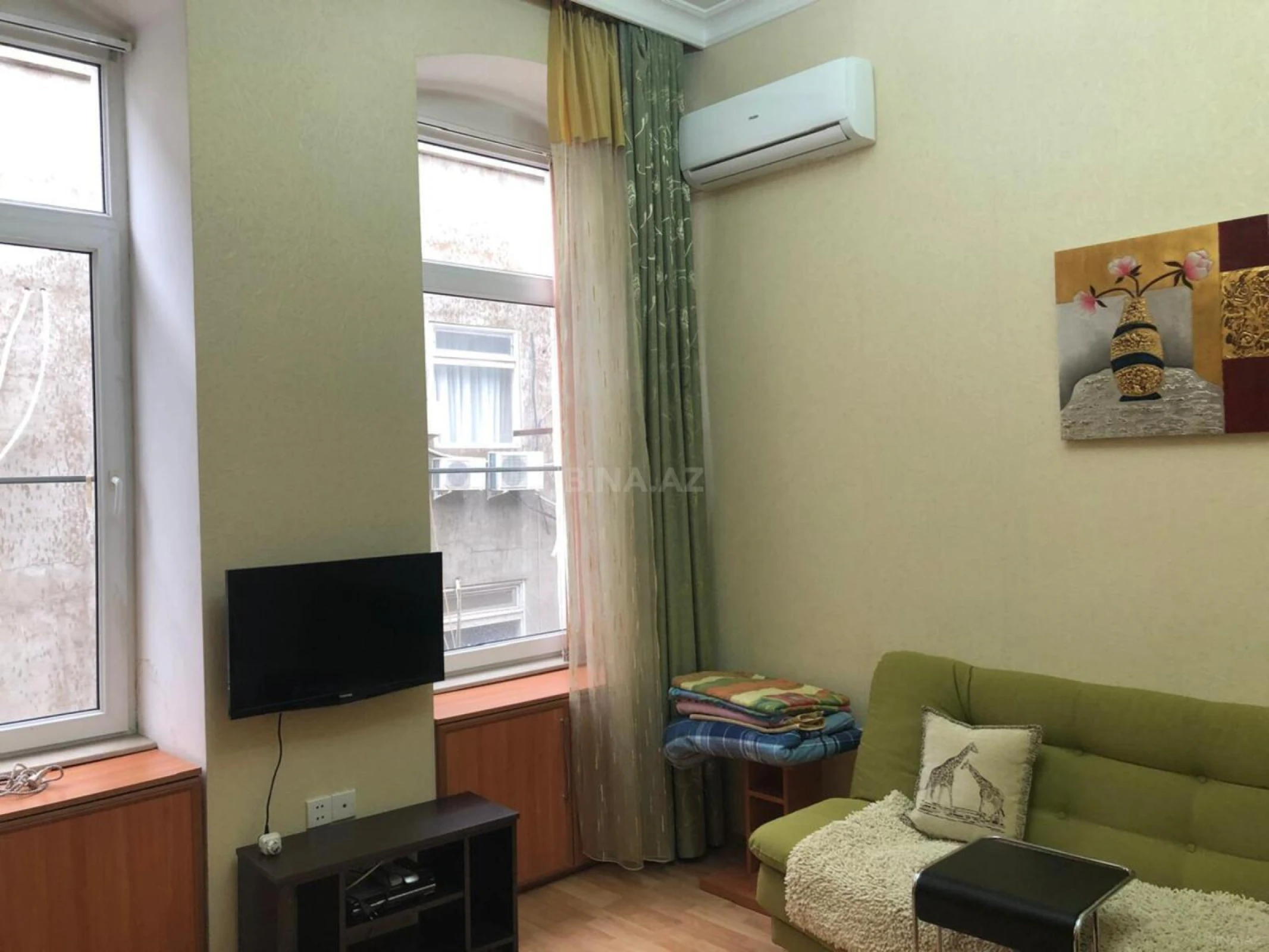 Kirayə verilir 2 otaqlı mənzil 50 m²