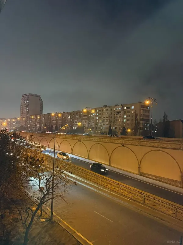 Satılır 5 otaqlı mənzil 130 m²