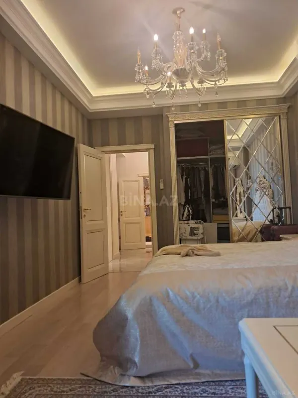 Kirayə verilir 2 otaqlı mənzil 70 m²