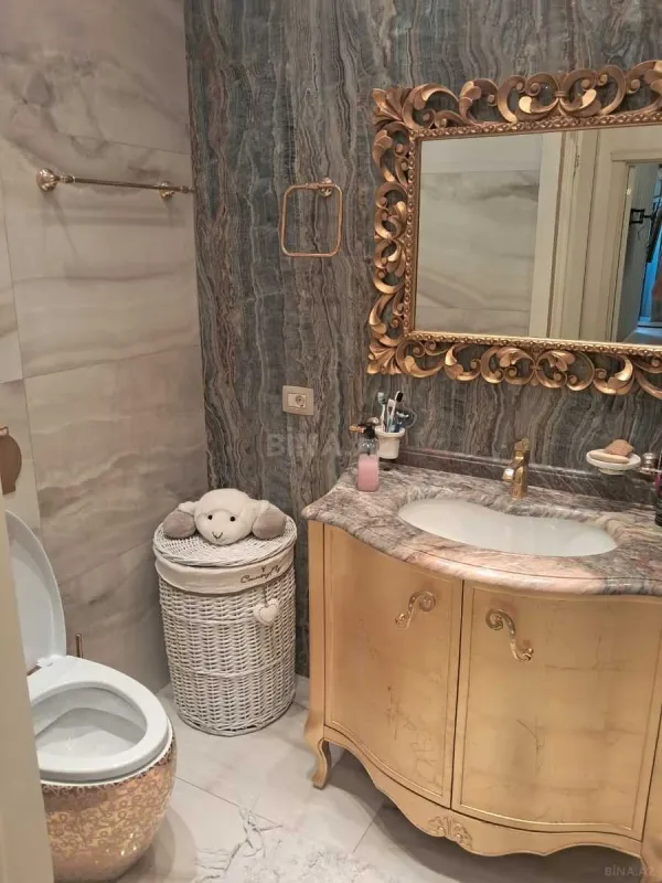 Kirayə verilir 2 otaqlı mənzil 70 m²