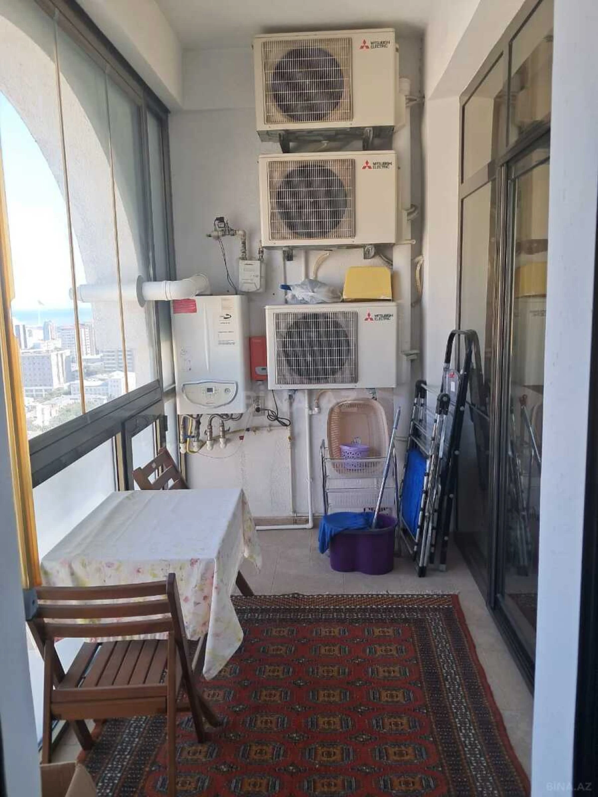 Kirayə verilir 2 otaqlı mənzil 70 m²