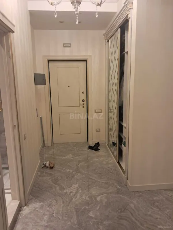 Kirayə verilir 2 otaqlı mənzil 70 m²