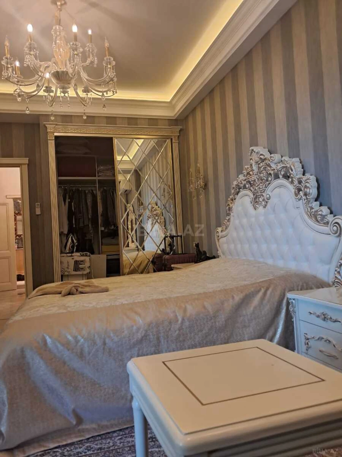 Kirayə verilir 2 otaqlı mənzil 70 m²