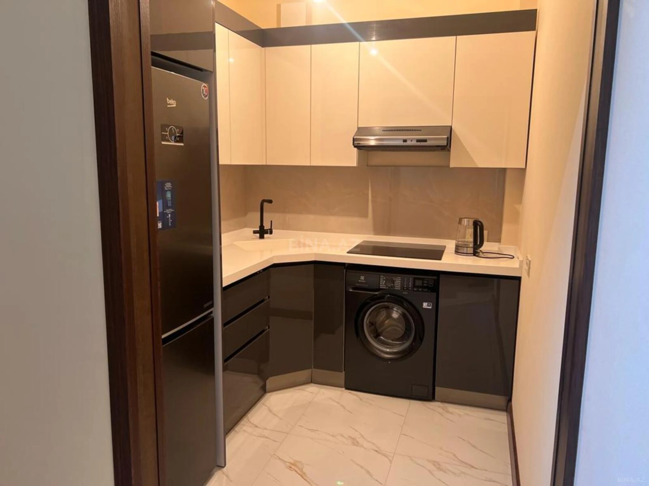 Kirayə verilir 2 otaqlı mənzil 76 m²
