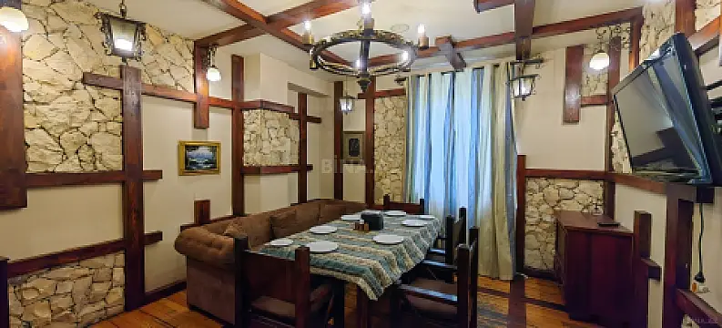 Satılır obyekt 451 m²