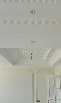 Satılır 5 otaqlı mənzil 193 m²