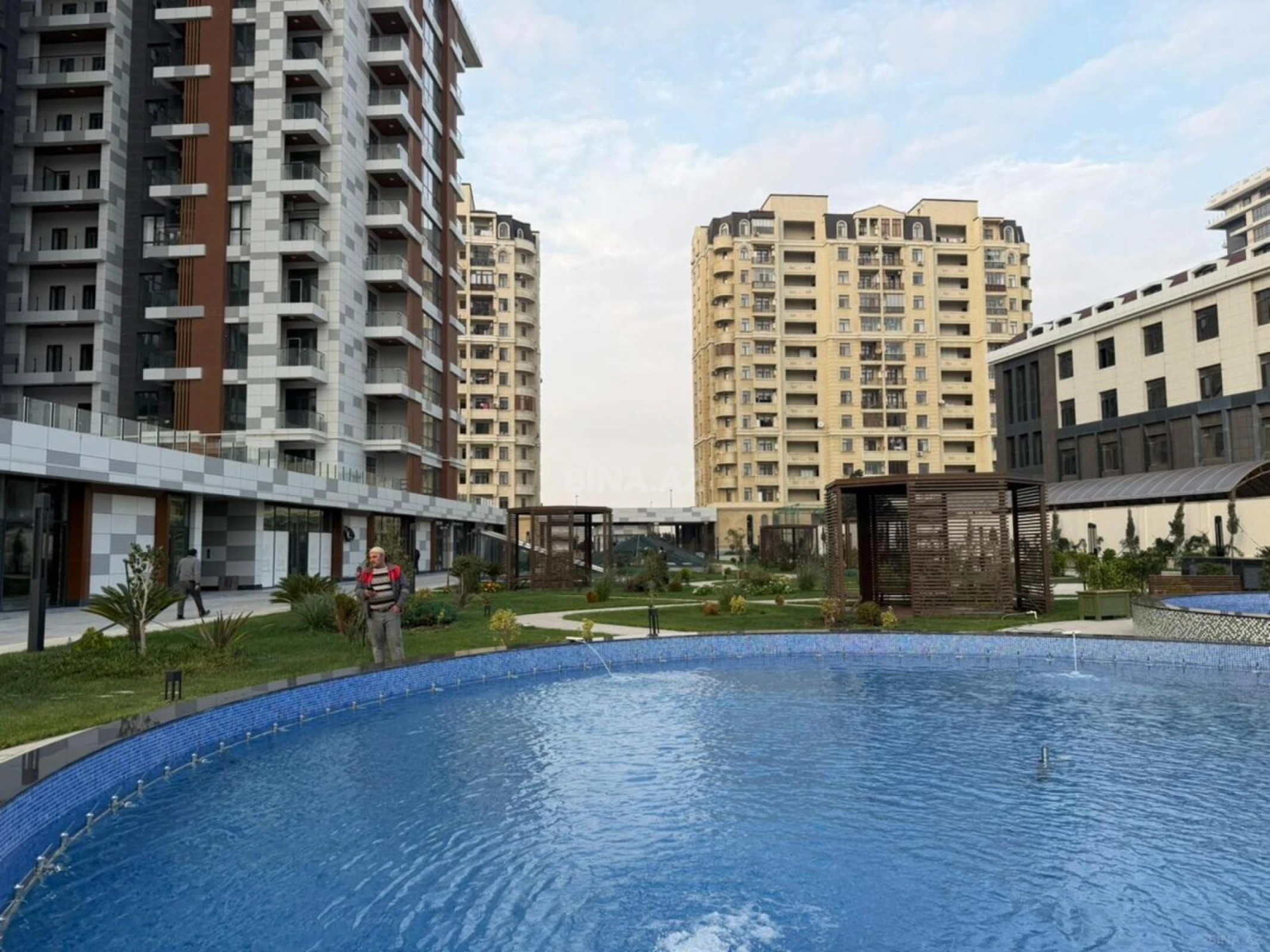 Satılır 2 otaqlı mənzil 60 m²