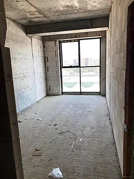 Satılır 3 otaqlı mənzil 121.5 m²