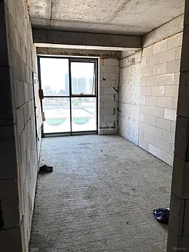 Satılır 3 otaqlı mənzil 121.5 m²