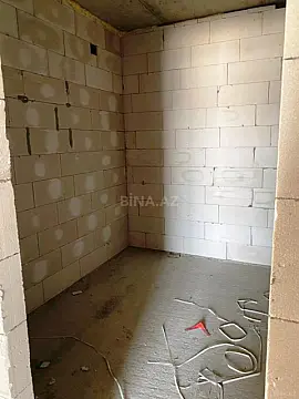 Satılır 3 otaqlı mənzil 121.5 m²
