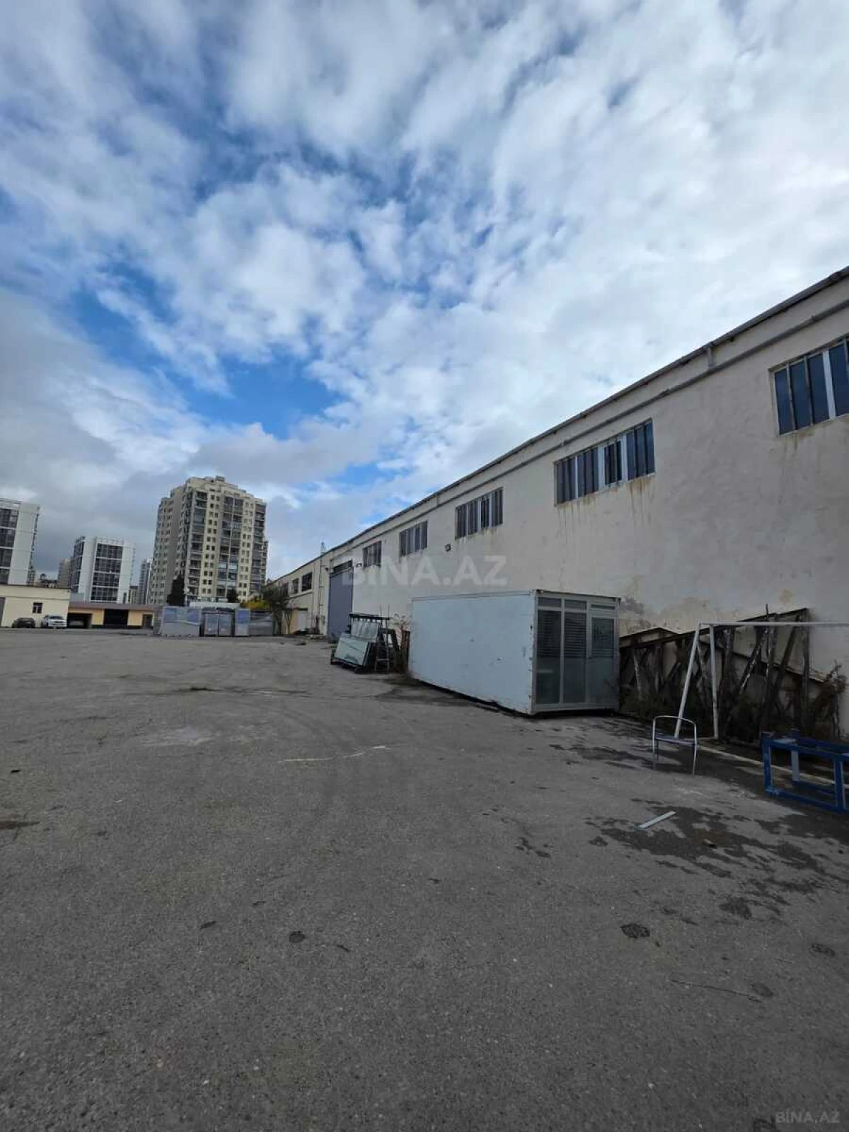 Kirayə verilir obyekt 1800 m²