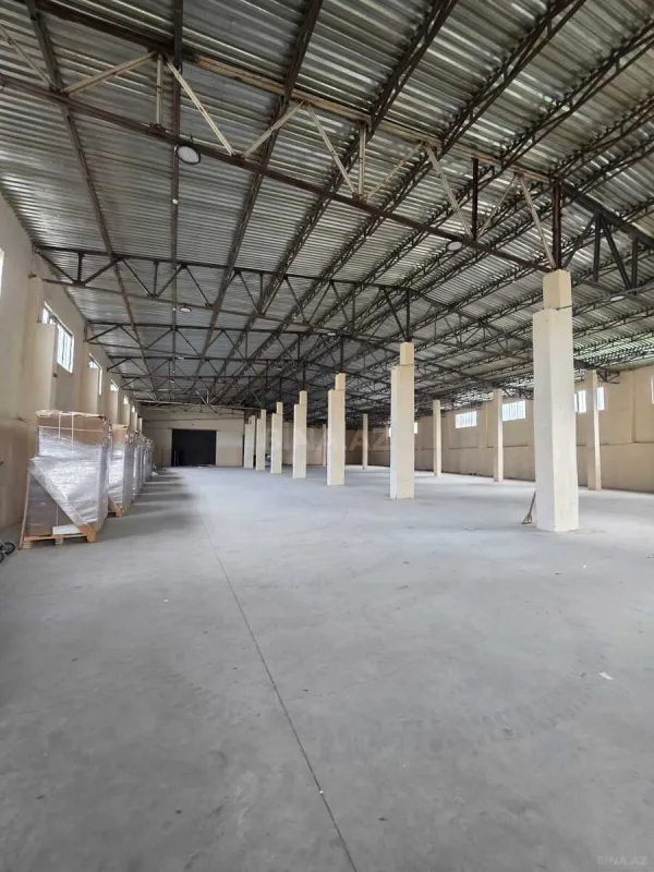 Kirayə verilir obyekt 1800 m²