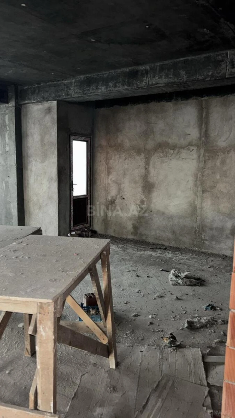 Satılır 3 otaqlı mənzil 125 m²