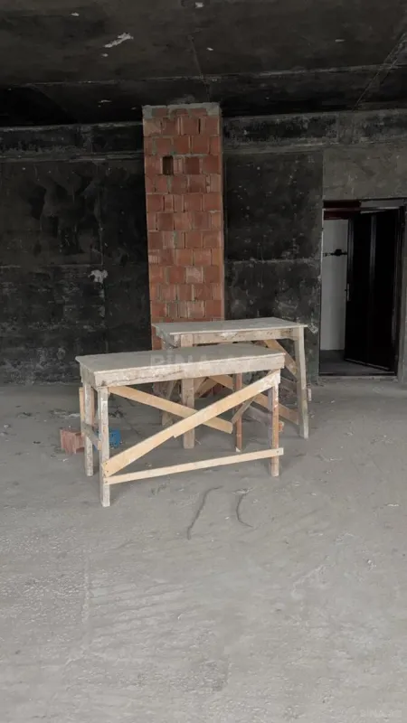 Satılır 3 otaqlı mənzil 125 m²