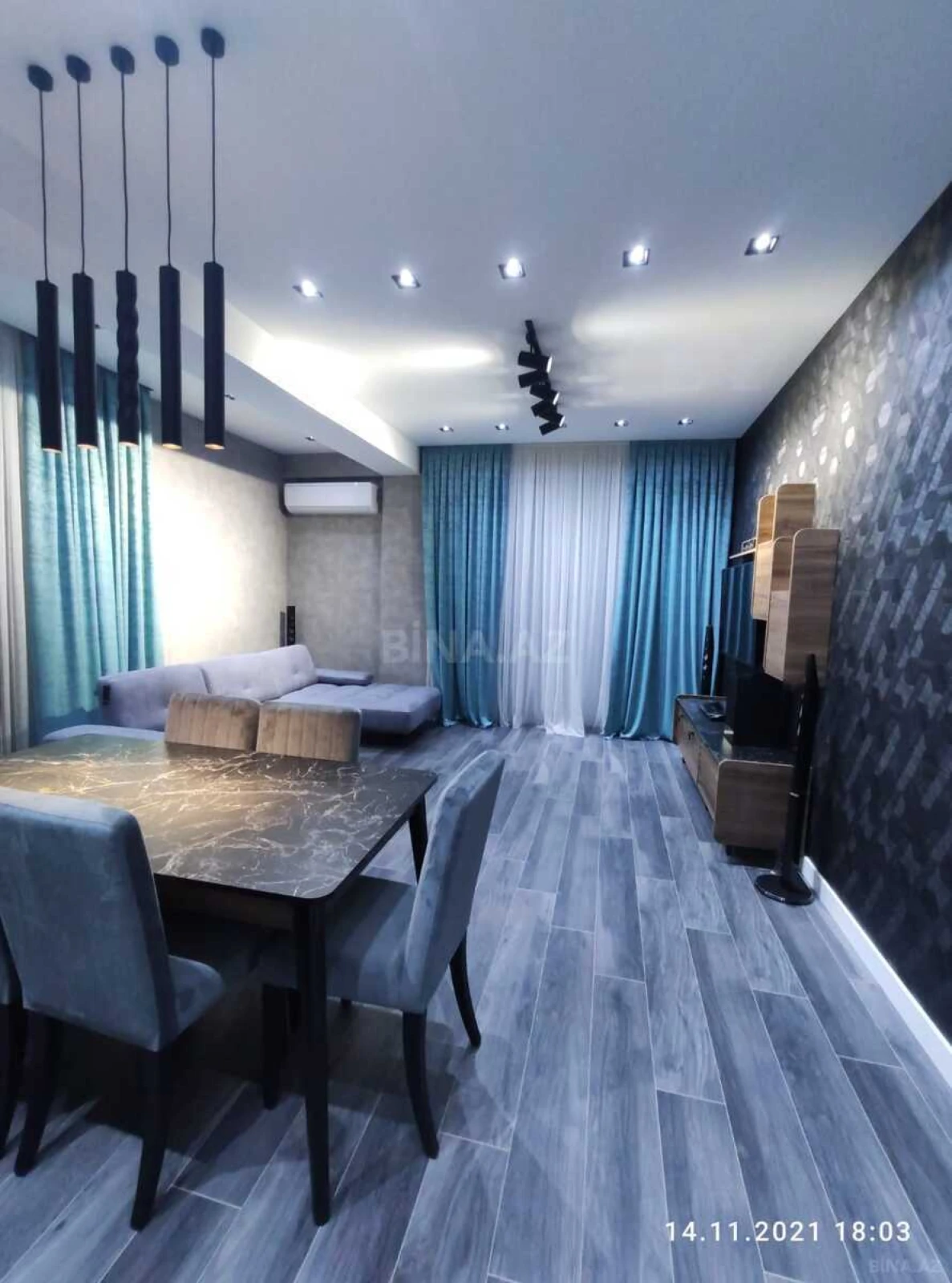 Kirayə verilir 2 otaqlı mənzil 92.5 m²