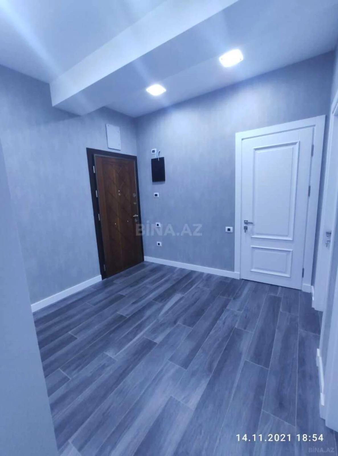 Kirayə verilir 2 otaqlı mənzil 92.5 m²