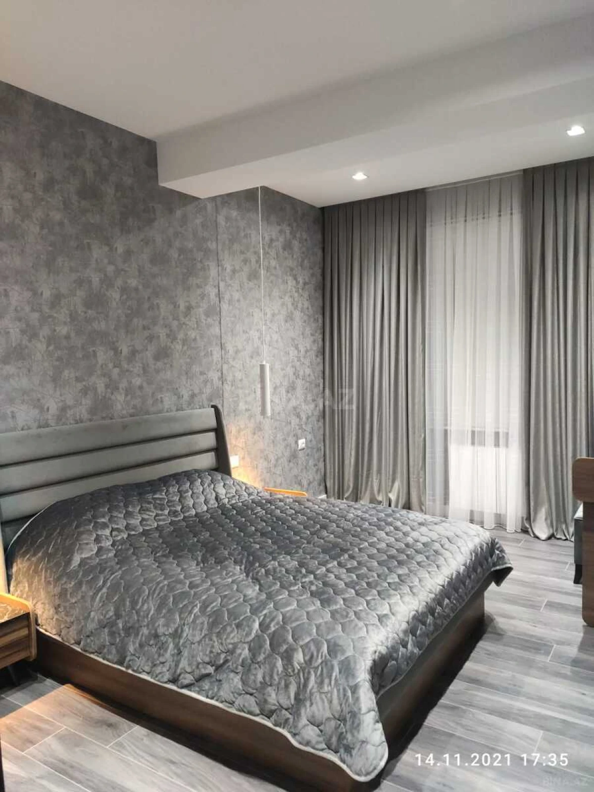 Kirayə verilir 2 otaqlı mənzil 92.5 m²