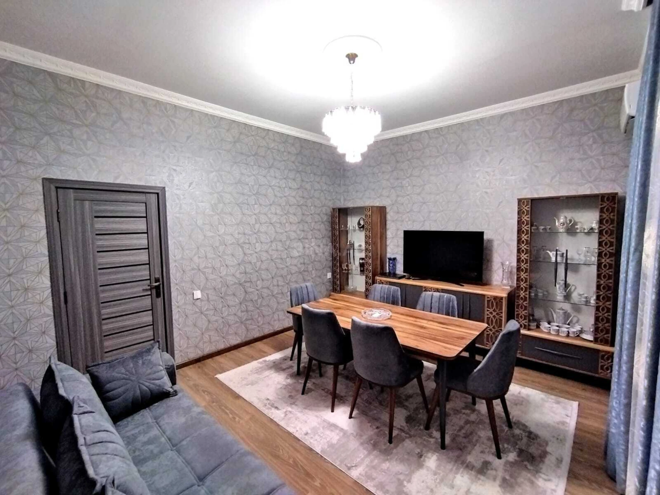 Satılır 2 otaqlı mənzil 56.6 m²