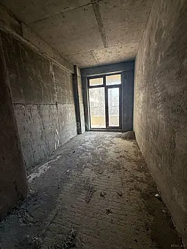 Satılır 4 otaqlı mənzil 148 m²