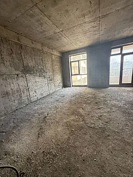 Satılır 4 otaqlı mənzil 148 m²