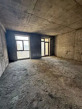 Satılır 4 otaqlı mənzil 148 m²