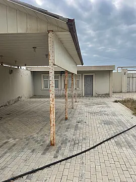 Satılır 4 otaqlı həyət evi 218 m²