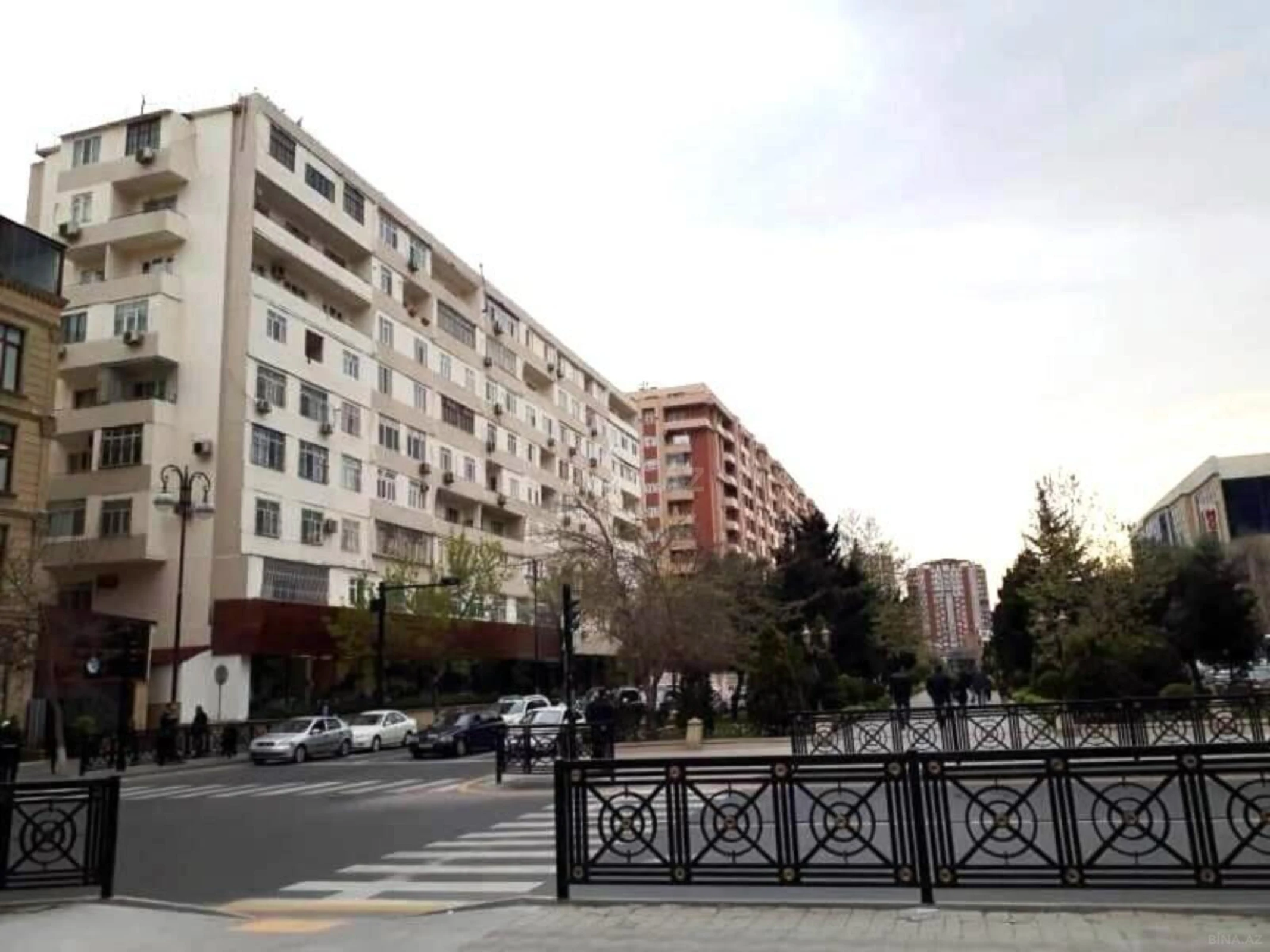 Kirayə verilir 1 otaqlı mənzil 42 m²