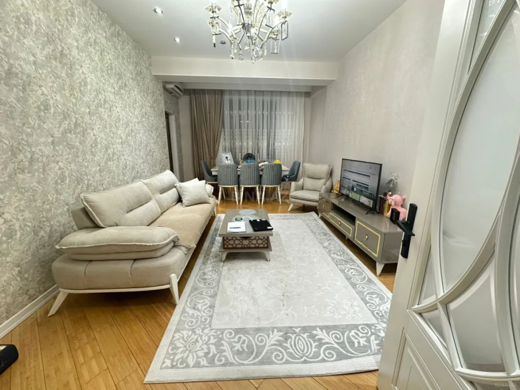 Satılır 2 otaqlı mənzil 91 m²