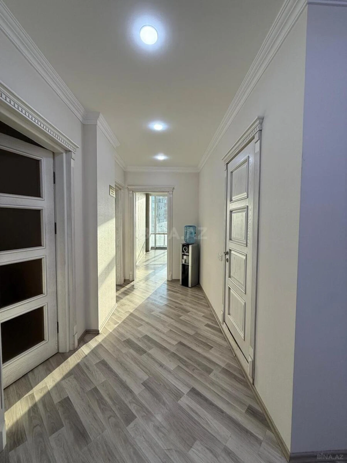 Kirayə verilir 2 otaqlı ofis 120 m²