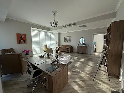 Kirayə verilir 2 otaqlı ofis 120 m²