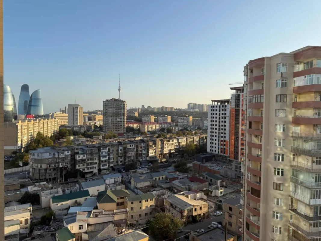 Kirayə verilir 2 otaqlı ofis 120 m²