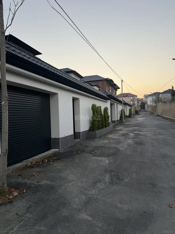 Satılır 7 otaqlı həyət evi 390 m²