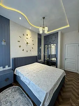 Kirayə verilir 2 otaqlı mənzil 76 m²