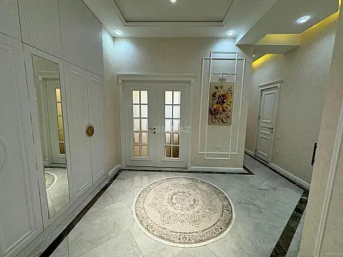 Kirayə verilir 2 otaqlı mənzil 76 m²