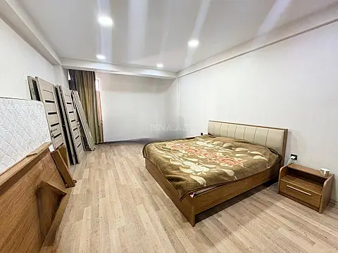Satılır 2 otaqlı mənzil 93 m²