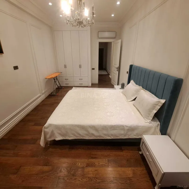 Kirayə verilir 3 otaqlı mənzil 120 m²