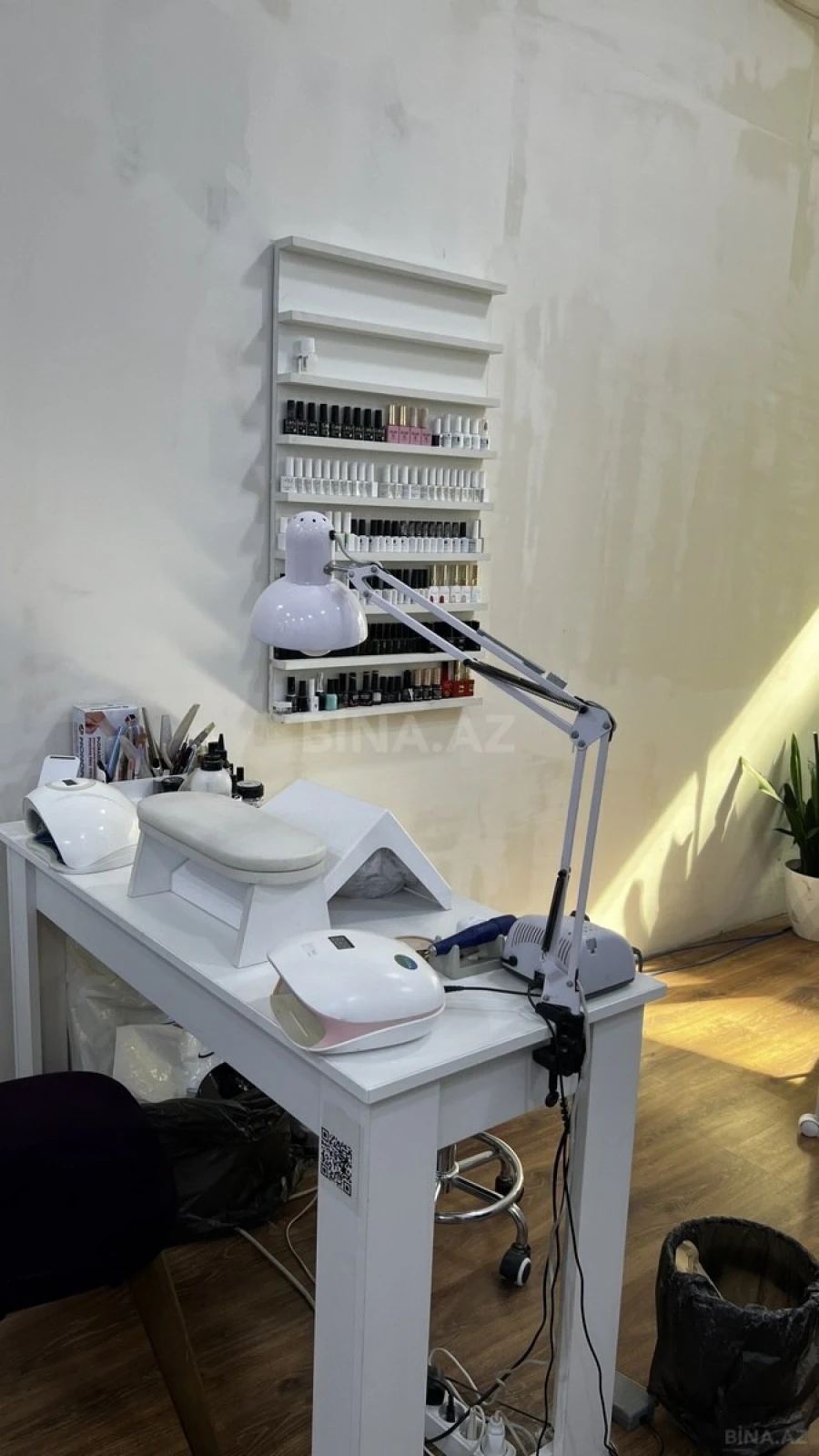 Kirayə verilir 1 otaqlı ofis 10 m²