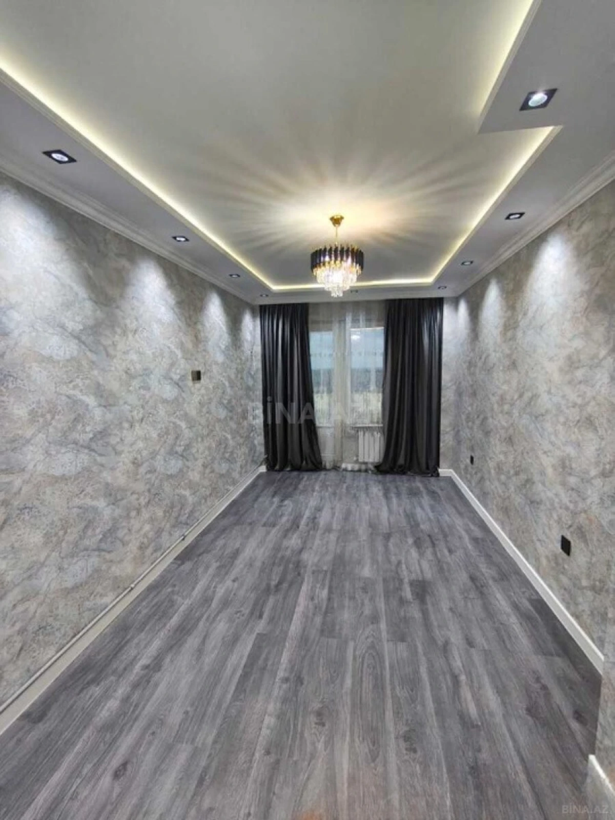 Satılır 2 otaqlı mənzil 80 m²