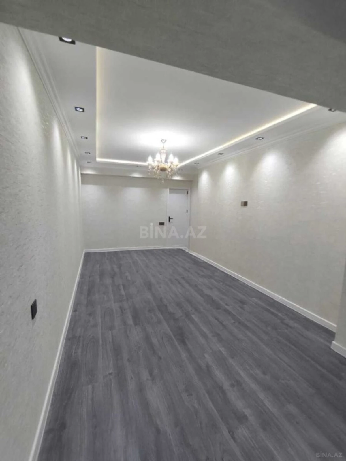 Satılır 2 otaqlı mənzil 80 m²