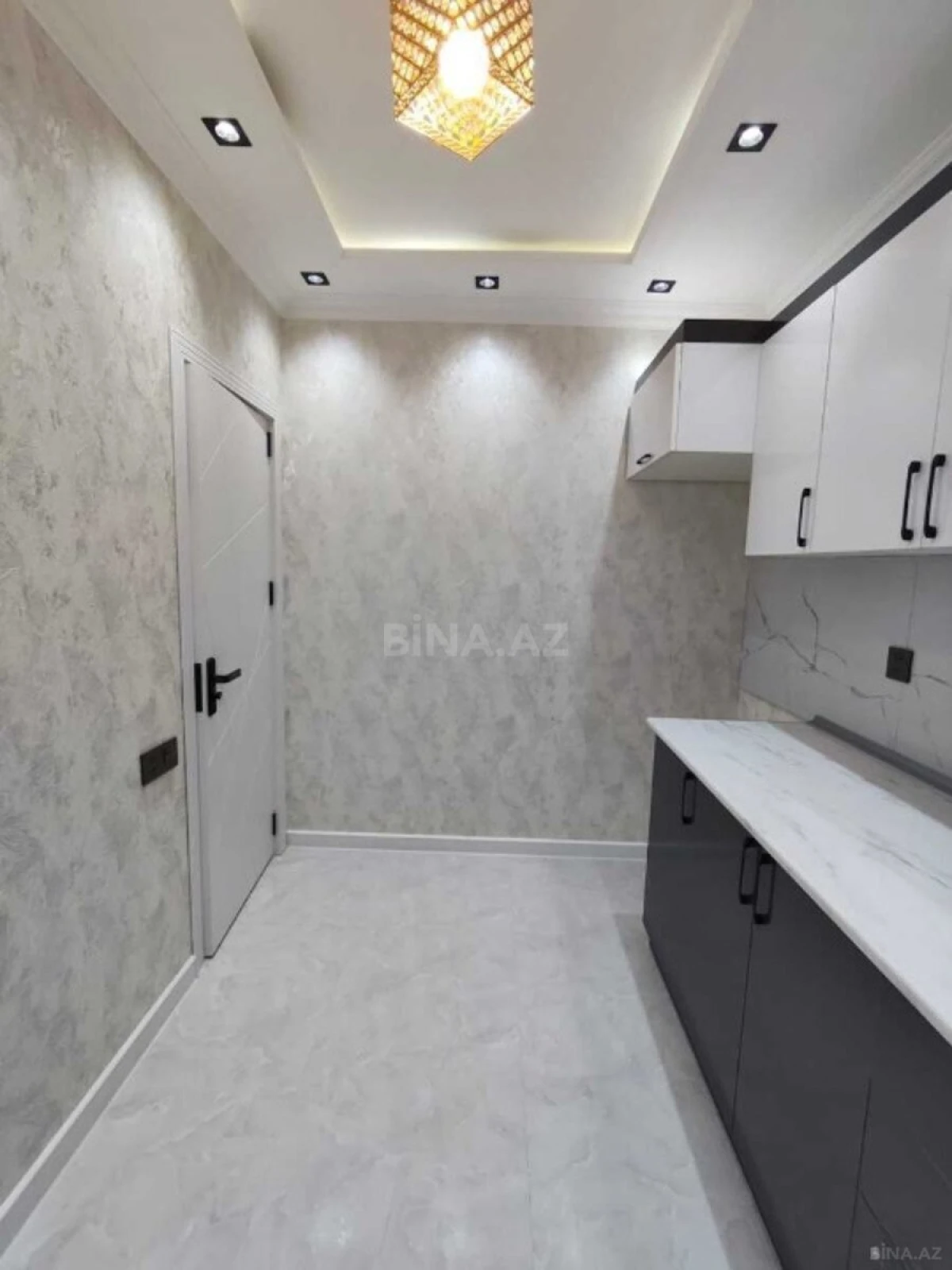 Satılır 2 otaqlı mənzil 80 m²