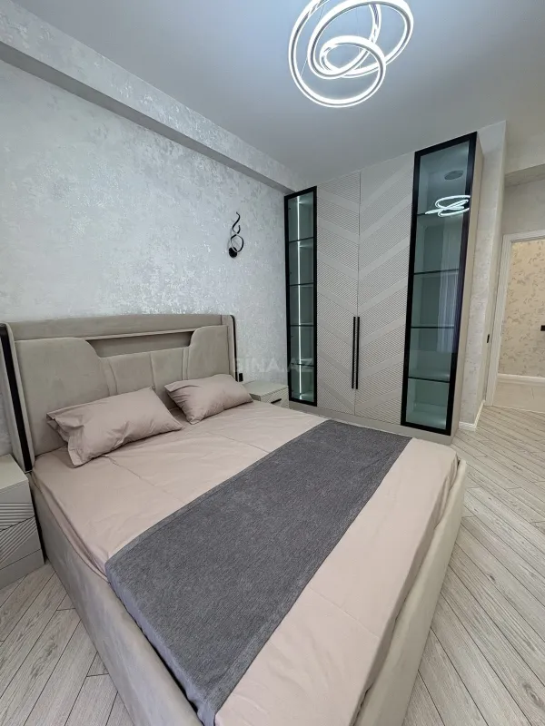 Satılır 2 otaqlı mənzil 55 m²