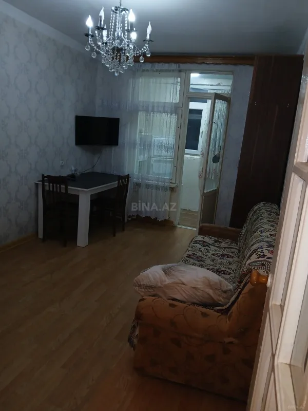 Kirayə verilir 2 otaqlı mənzil 45 m²