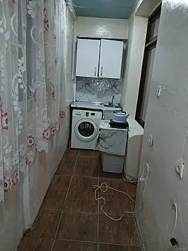Kirayə verilir 2 otaqlı mənzil 45 m²