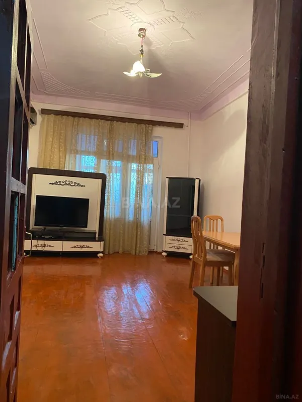 Kirayə verilir 2 otaqlı mənzil 60 m²