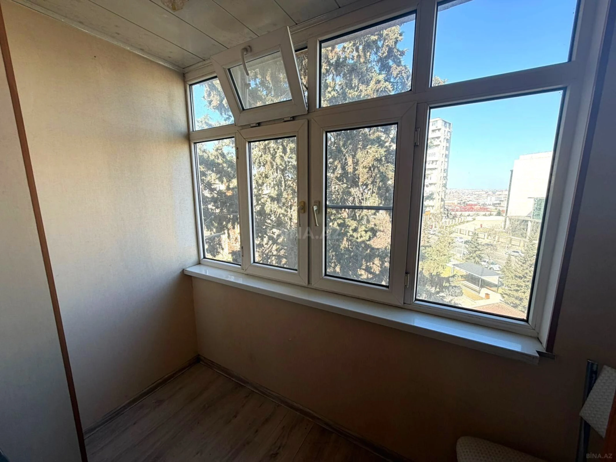 Kirayə verilir 2 otaqlı mənzil 55 m²